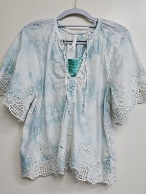 Anthropologie Blue White Embroidered Tie-Dye Blouse Top Size Small